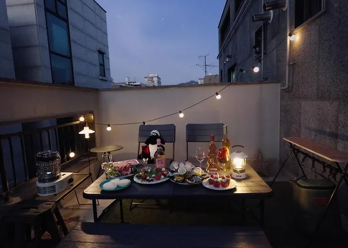 H House Yeonnam アパート *