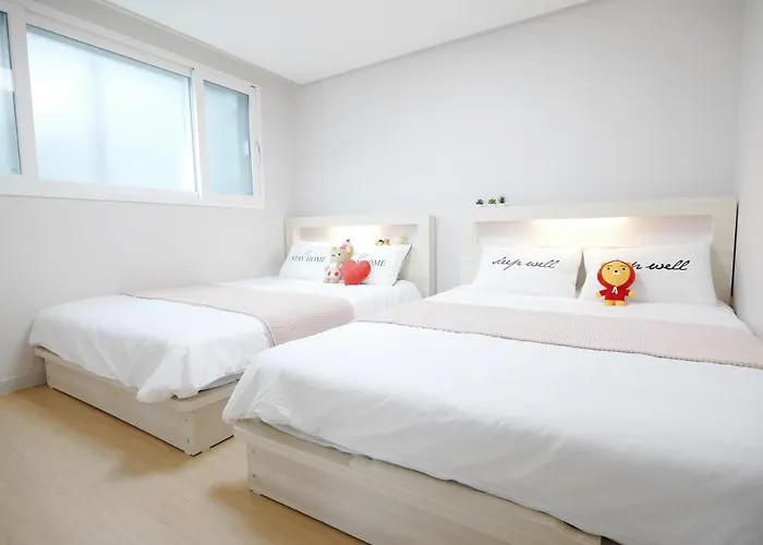 H House Yeonnam アパート *